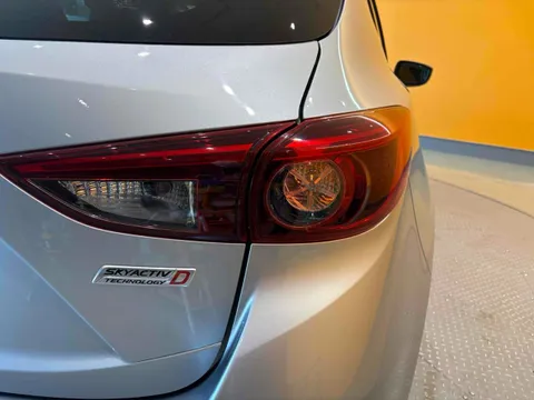 Mazda Axela Sport