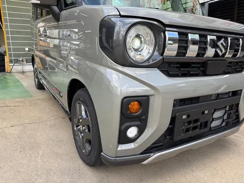 Suzuki Spacia Gear