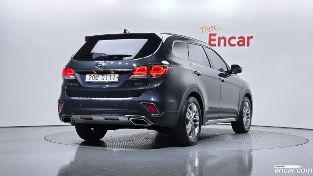 Hyundai Grand Santa Fe (Maxcruz)
