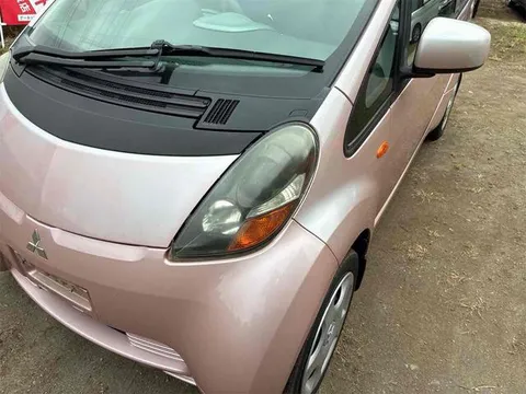 Mitsubishi I