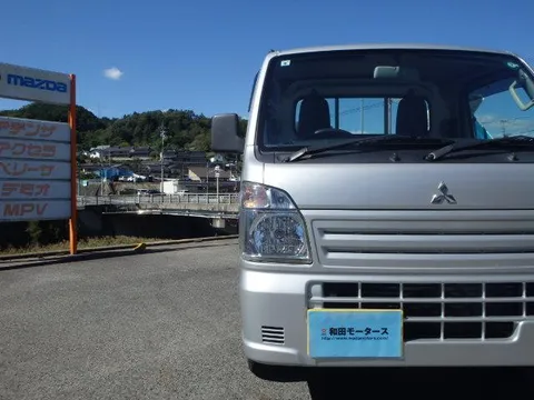 Mitsubishi Minicab Truck