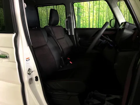 Suzuki Spacia Custom