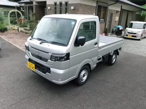 Nissan Clipper Truck
