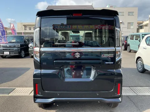 Suzuki Spacia Custom