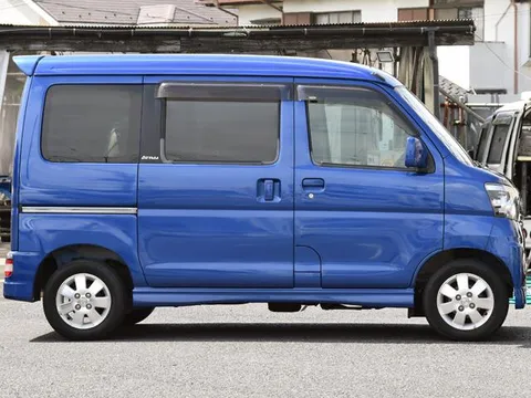 Daihatsu Atrai Wagon