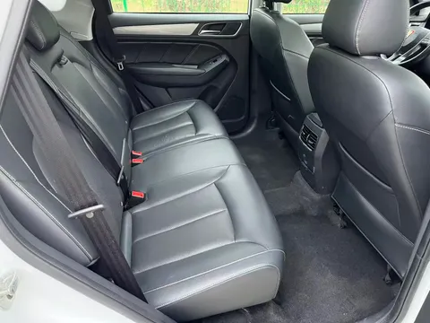 Roewe RX5