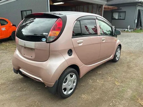 Mitsubishi I