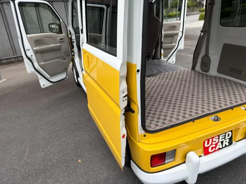 Nissan Clipper