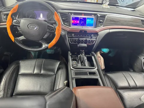 Gac GS8