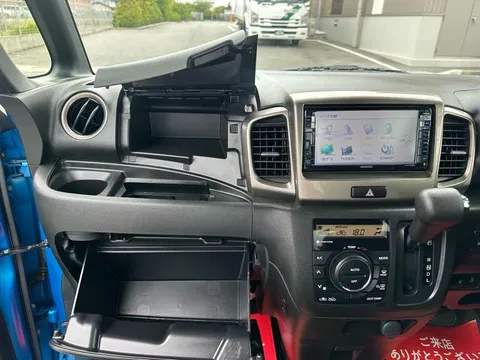 Suzuki Spacia Custom Z