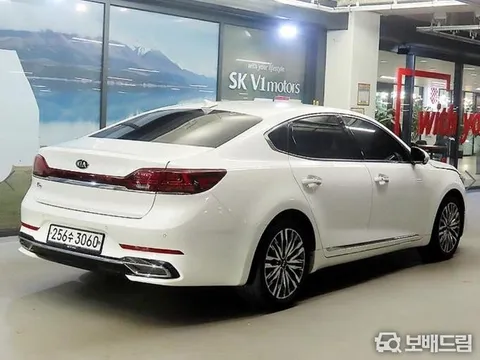 Kia Cadenza (K7)