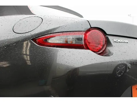 Mazda MX-5 (Roadster)