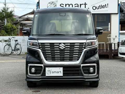 Suzuki Spacia Custom
