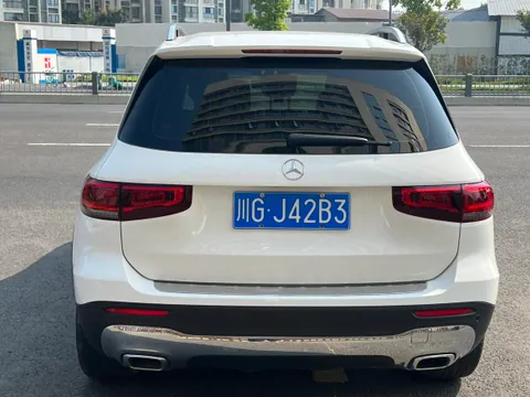 Mercedes-Benz Mercedes-Benz GLB