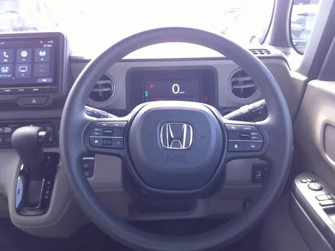 Honda N-BOX Joy