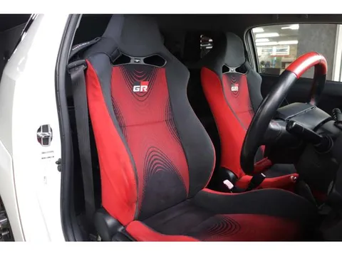 Toyota iQ