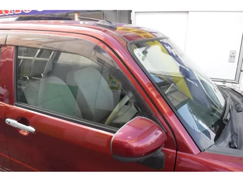 Daihatsu Mira Tocot