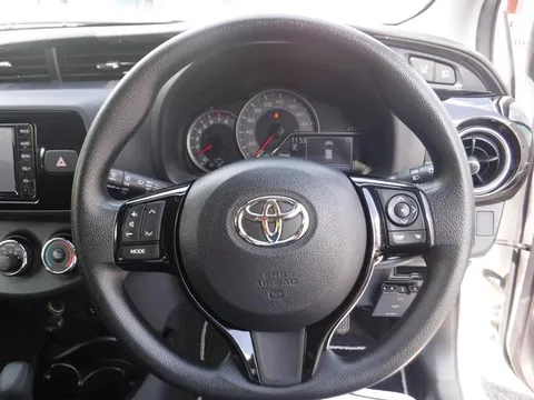 Toyota Yaris (Vitz)