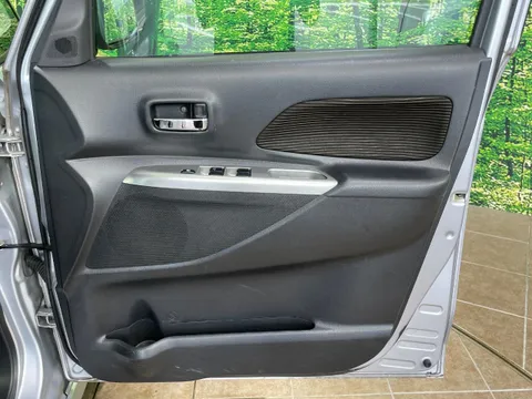 Mitsubishi eK Space Custom