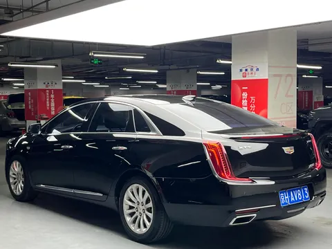 Cadillac XTS
