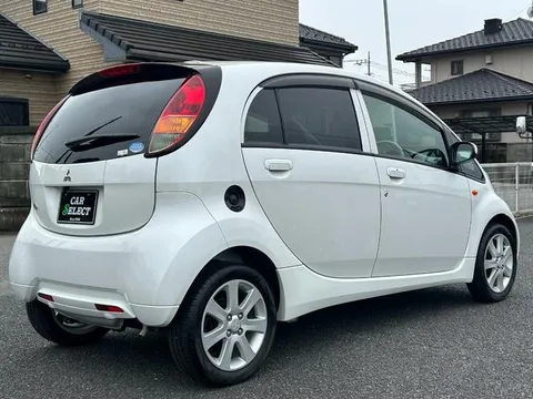 Mitsubishi I