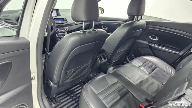 Renault SM3