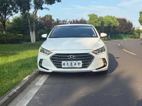 Hyundai Elantra (Avante)