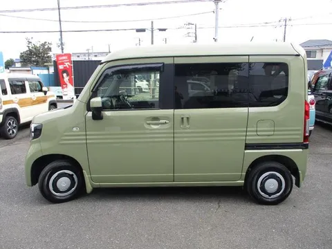 Honda N-VAN Plus Style