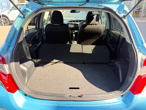 Toyota Yaris (Vitz)