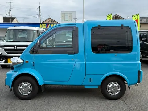 Daihatsu Midgetii