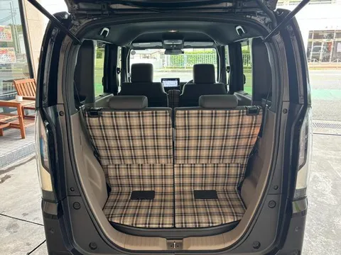 Honda N-BOX Joy