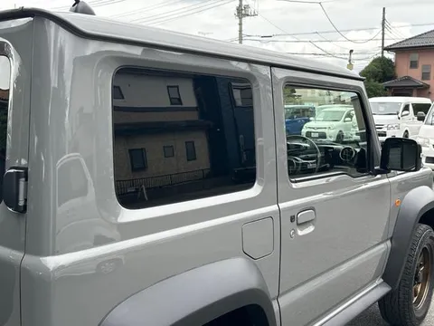 Suzuki Jimny Sierra