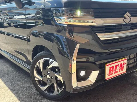 Suzuki Spacia Custom