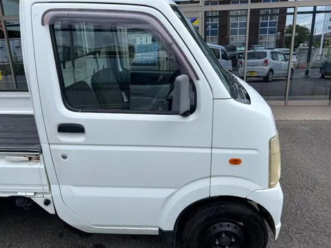 Mazda Scrum Truck