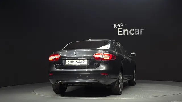 Renault SM3