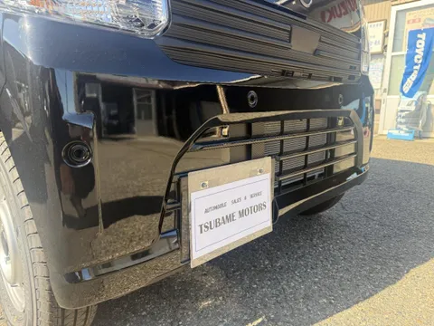 Nissan Clipper Van