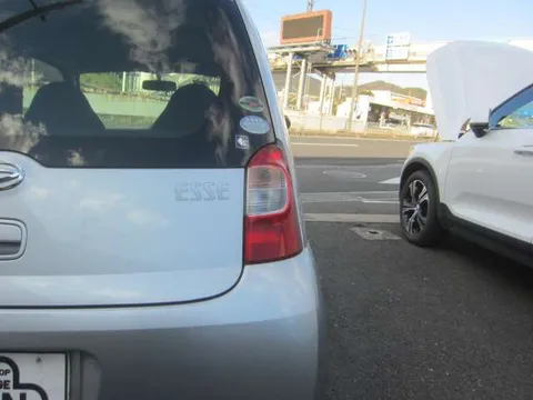 Daihatsu Esse