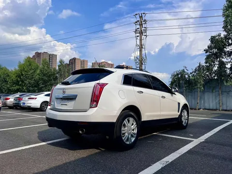 Cadillac SRX