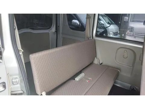 Nissan Clipper