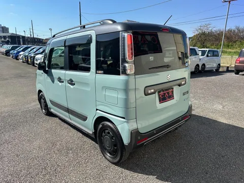 Suzuki Spacia