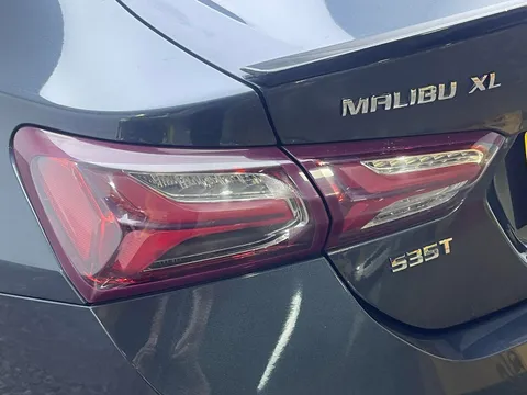 Chevrolet Malibu XL
