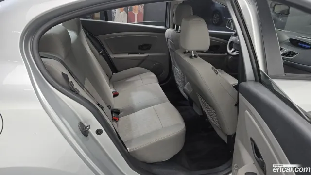 Renault SM3