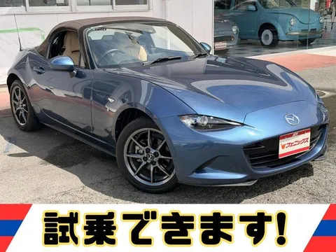 Mazda MX-5 (Roadster)