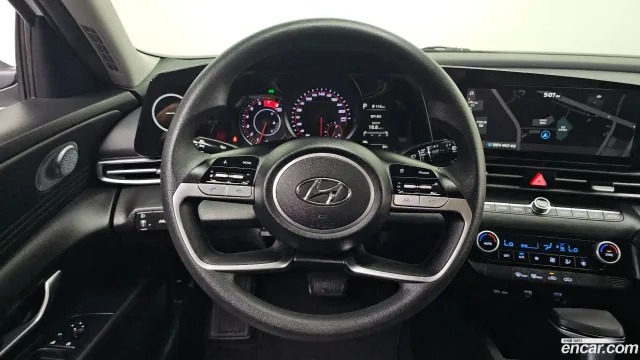 Hyundai Elantra (Avante)