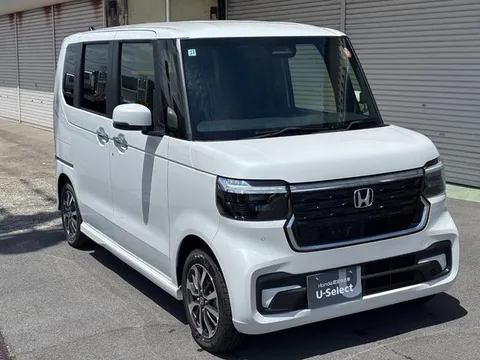 Honda N-BOX Custom