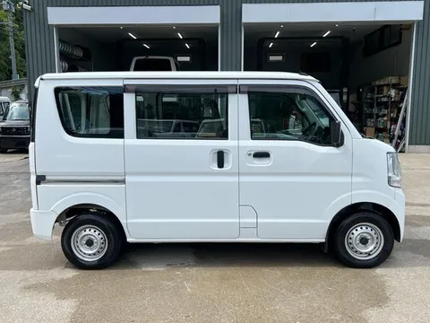 Nissan Clipper