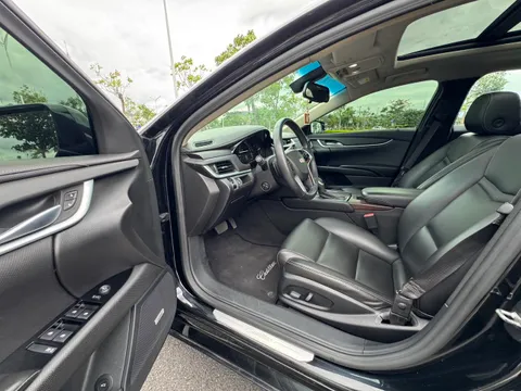 Cadillac XTS