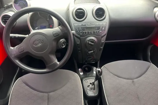 BYD F0