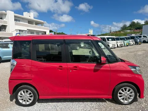 Nissan Dayz Roox