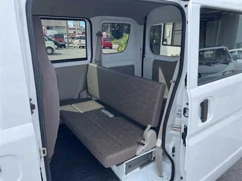 Nissan Clipper